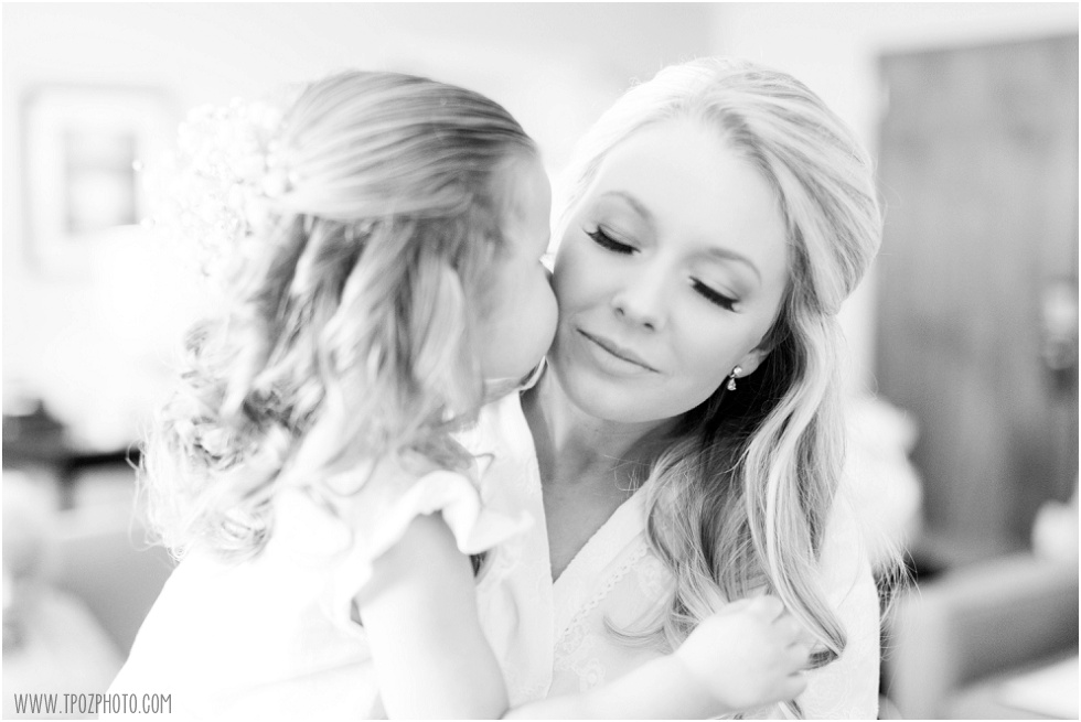Ocean Pines Yacht Club Wedding :: Kira + Eric