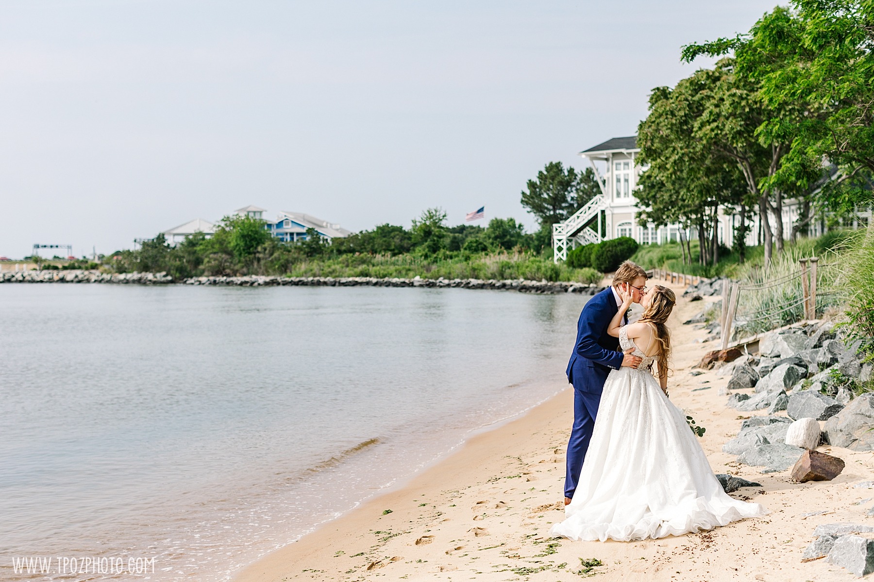 beach house ballroom wedding photos at the Chesapeake Bay Beach Club